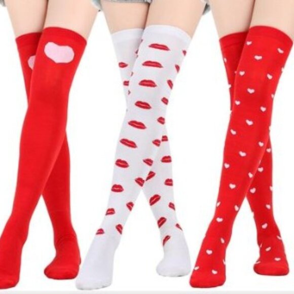 3 KNEE THIGH HIGH SOCKS RED LIP HEART PATTERN - Picture 1 of 4